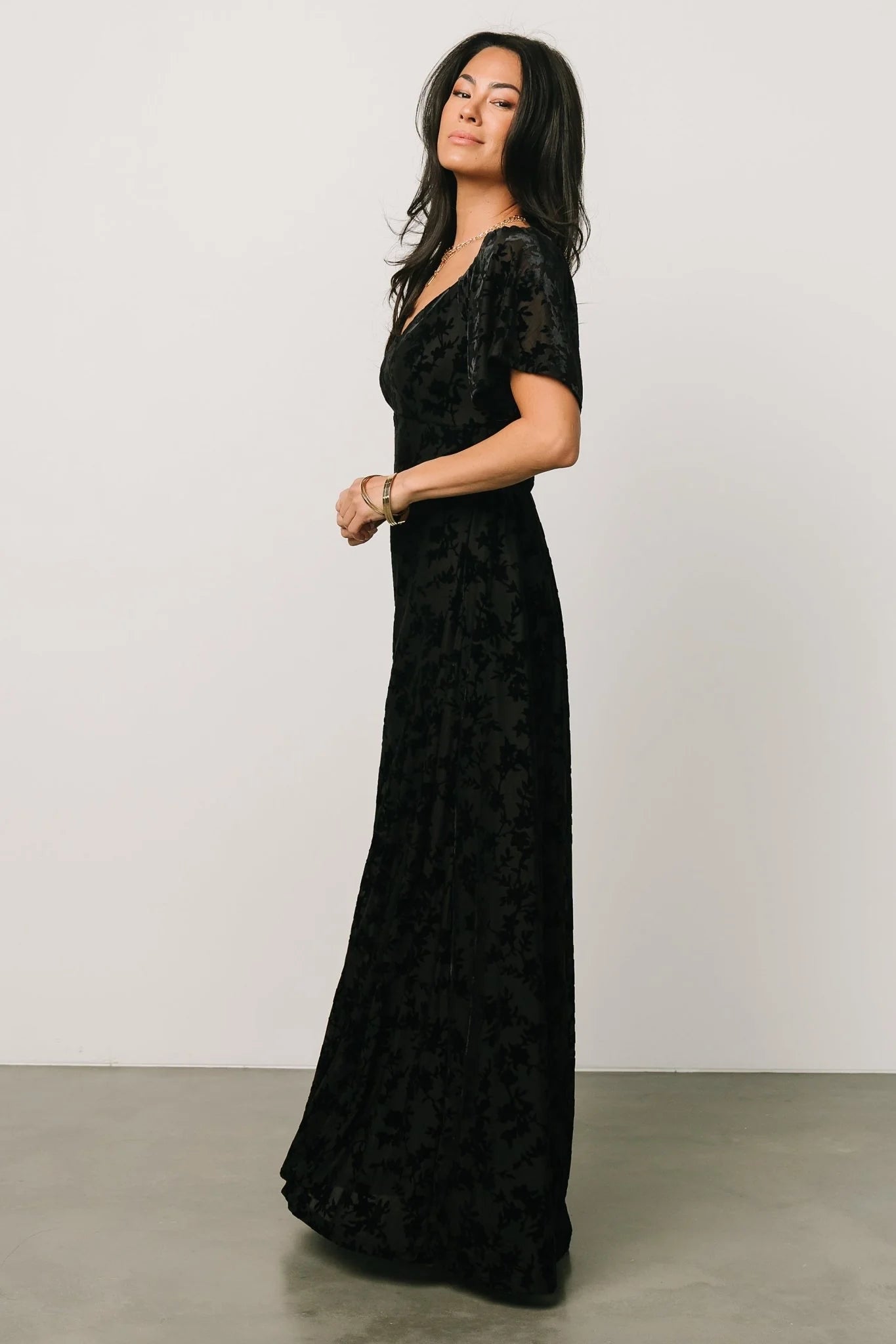 Everley Velvet Maxi Dress | Black